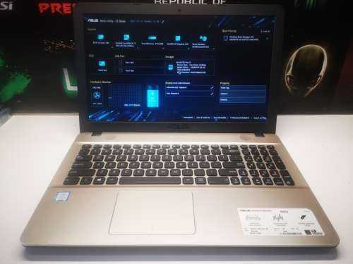 VERY HIGH SPEC!*7TH GEN i5*ASUS F541U*i5-7200u*LATEST 7TH GEN i5*240GB SSD*8GB DDR4*TRU2LIFE DISPLAY