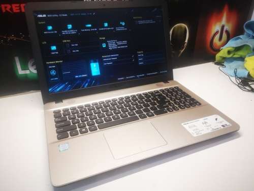 VERY HIGH SPEC!*7TH GEN i5*ASUS F541U*i5-7200u*LATEST 7TH GEN i5*240GB SSD*8GB DDR4*TRU2LIFE DISPLAY