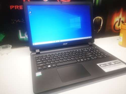 VERY FAST, HIGH SPEC!*HIGH SPEC!*ACER EXTENSA 2540*i5-7200u*8GB RAM*256GB SSD!*