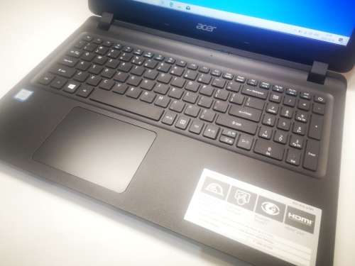 VERY FAST, HIGH SPEC!*HIGH SPEC!*ACER EXTENSA 2540*i5-7200u*8GB RAM*256GB SSD!*
