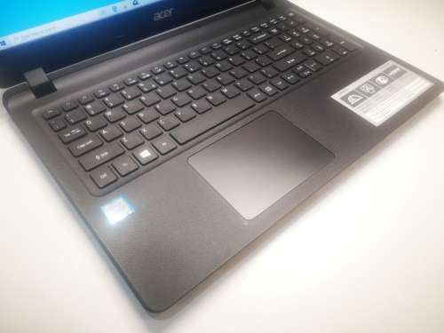 VERY FAST, HIGH SPEC!*HIGH SPEC!*ACER EXTENSA 2540*i5-7200u*8GB RAM*256GB SSD!*
