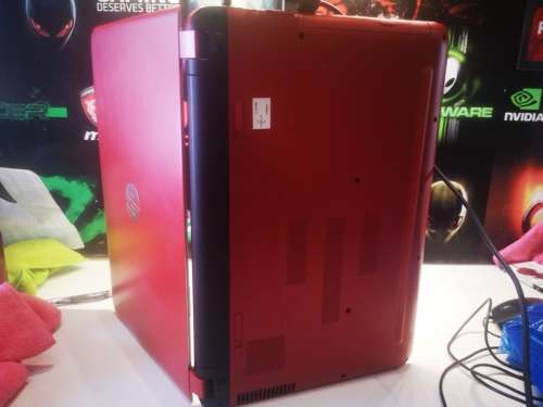 LIMITED EDITION*CAD/EDITING SPEC*HP PAVILION 15*i3-6100U*4GB RAM*1000GB HDD*RADEON R7*B&O PLAY*