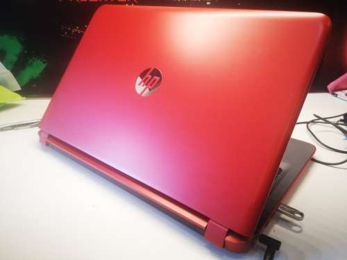 LIMITED EDITION*CAD/EDITING SPEC*HP PAVILION 15*i3-6100U*4GB RAM*1000GB HDD*RADEON R7*B&O PLAY*
