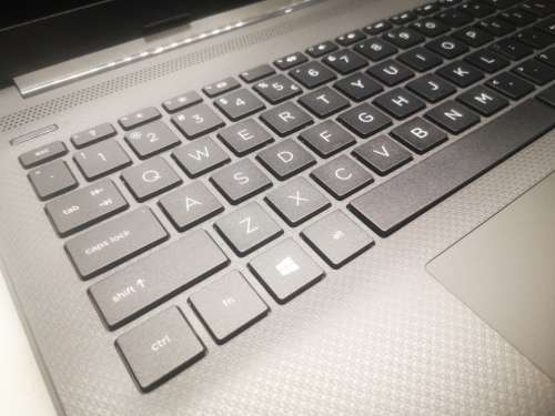 BRAND NEW-1010 CONDITION-HP 250 G7-N4020-9TH GEN4GB DDR4500GB HDD10 MONTHS WARRANTY