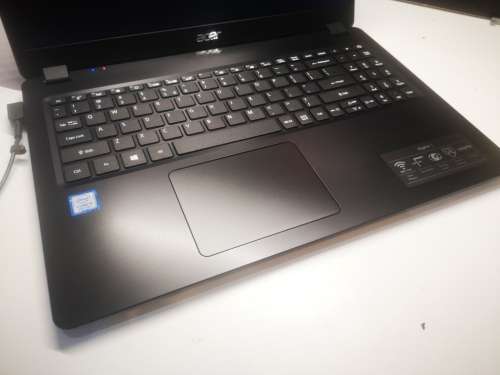 *BEAUTIFUL 8th GEN*ACER ASPIRE 3*i3-8130U*4GB RAM*1000GB*HD**8th gen i3**WARRANTY 2021**