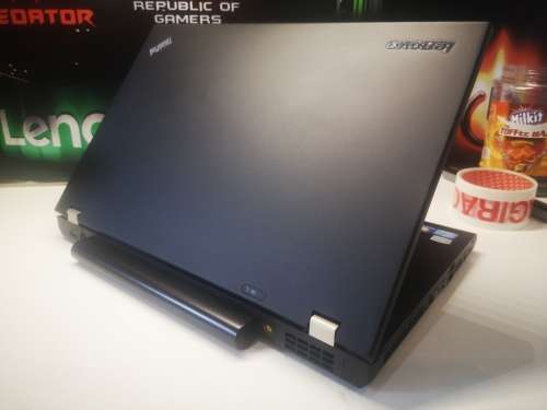 GRAPHIC DESIGN/ENGINEERING*LENOVO THINKPAD T520*i7-2630QM*512GB SSD*NVIDIA NVS*QUAD CORE*FHD*