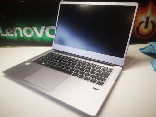 1ST BID!*8TH GEN i7 BEAUTY*ACER SWIFT 3*i7-8550U*8TH GEN i7*IPS FHD*12GB RAM*OPTANE 1000GB HDD*
