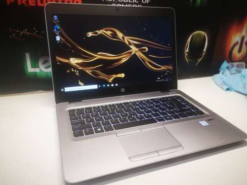 HIGH SPEC!*HP ELITEBOOK 840 G4*i5-7200U*8GB*500GB HDD*HD DISPLAY*HD 620