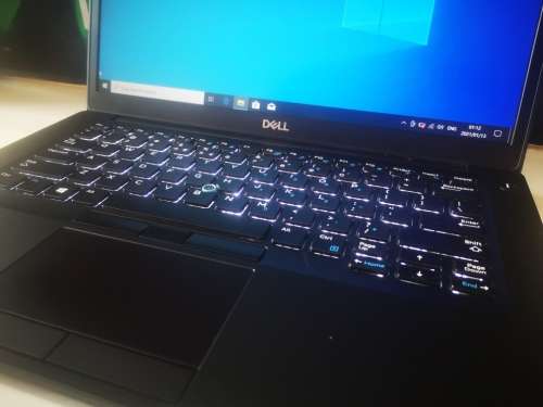 *Amazing!*BEST ON AUCTION*DELL LATITUDE 7490*8TH GEN i7*i7-8650U*8GB*256GB SSD*FHD