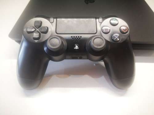 EXCELLENT!*PS4 SLIMLINE-1000GB*ORIGINAL PS4 CONTROLLER