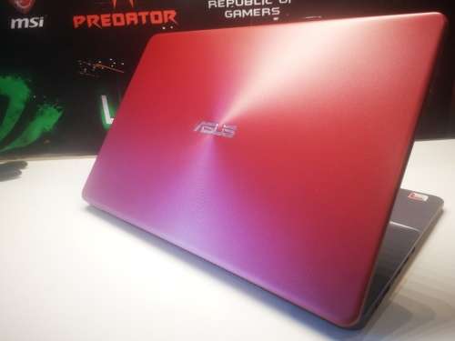 ASUS POWERED BY RADEON!*ASUS X505*A4-9125*TURBO CORE*500GB HDD*4GB DDR4*HIGH SPEED WIFI
