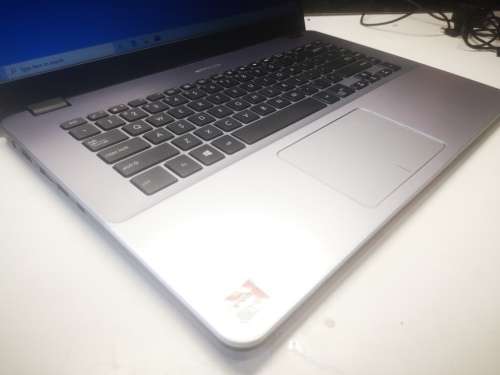 BEAUTY!*ASUS X505*AMD A4-9125*TURBO CORE*500GB HDD*4GB DDR4*HIGH SPEED WIFI