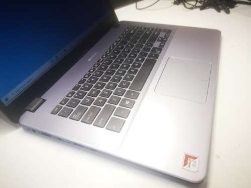 BEAUTY!*ASUS X505*AMD A4-9125*TURBO CORE*500GB HDD*4GB DDR4*HIGH SPEED WIFI