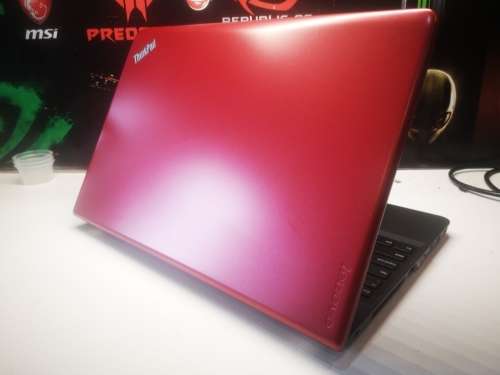 *FAST Business Laptop*LENOVO THINKPAD E550*i5-5200U*8GB RAM*256GB SSD*HD DISPLAY*DVD*