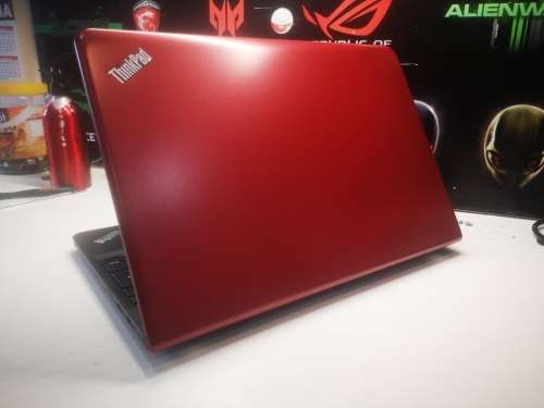 *FAST Business Laptop*LENOVO THINKPAD E550*i5-5200U*8GB RAM*256GB SSD*HD DISPLAY*DVD*
