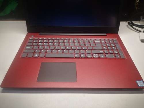 EXCELLENT QUAD CORE 8TH GEN*LENOVO IDEAPAD 330*i5-8250U*FULL HD*4GB DDR4*500GB HDD*UHD 620 GRAPHICS*