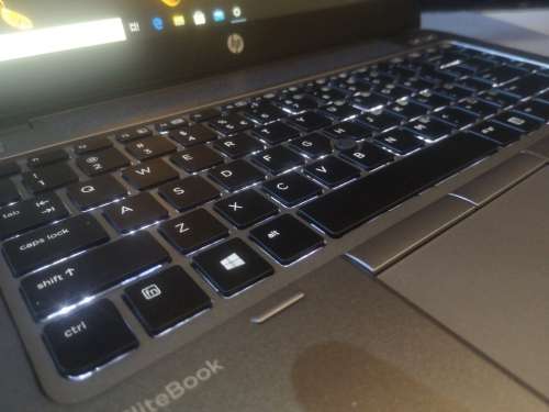 HIGH SPEC!*BUILT FOR BUSINESS*HP PROBOOK 740 G2*i5-5200u*500GB HDD*8GB DDR4*FULL HD*4G LTE