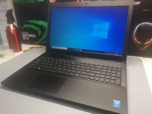 ICE COOL TECH*ASUS PRO P2520L*i3-5005U*4GB DDR3*1000GB HDD*SONICMASTER*