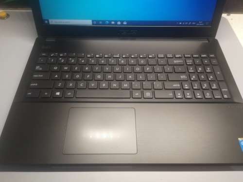 ICE COOL TECH*ASUS PRO P2520L*i3-5005U*4GB DDR3*1000GB HDD*SONICMASTER*