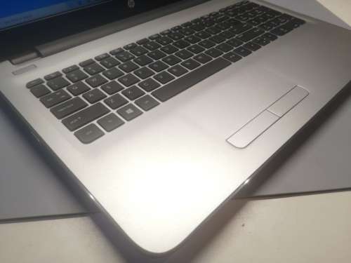 HIGH SPEC*Beautiful Silver*HP 250 G5*i5-6200U*8GB RAM*500GB slim HDD*FULL HD*HD 520*DVD*1920x1080