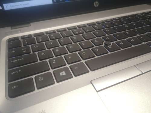 *SUPER HIGH SPEC!!*HP ELITEBOOK 850 G4*i7-6500U*16GB DDR4*256GB SSD*FHD*4g LTE*BAND OLUFSEN SOUND*