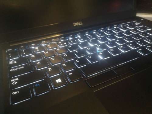 PLEASE READ*VERY FAST!*DELL LATITUDE 7480*ULTRABOOK*i5-6300U*4GB*256GB SSD*FHD*