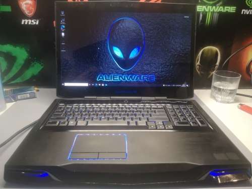 *ALIENWARE M17XR4*17.3 FHD*128GB SSDand1000GB HDD*16GB RAM*NVIDIA GTX*