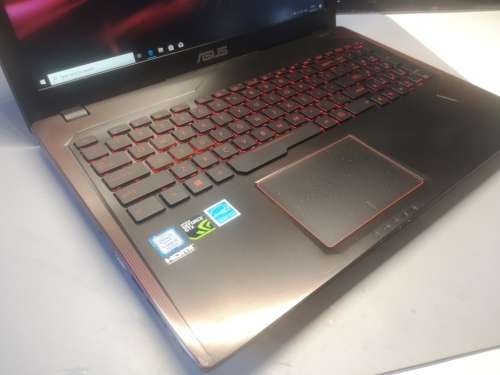 GAMING BEAST!*ASUS FX553VD*i5-7300HQ*FHD*128GB SSD*1000GB HDD*16GB DDR4*QUAD CORE*NVIDIA GTX1050*