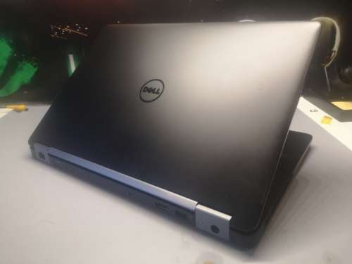 *EXCELLENT LAPTOP!*DELL LATITUDE E5470*i5-6300U*12GB DDR4*500GB HDD*HD*