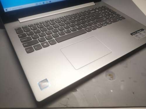 HIGH SPEC*LENOVO IDEAPAD 320*i5-7200U*12GB DDR4*FULL HD 1920X1080*1000GB HDD*HD 620 GAPHICS