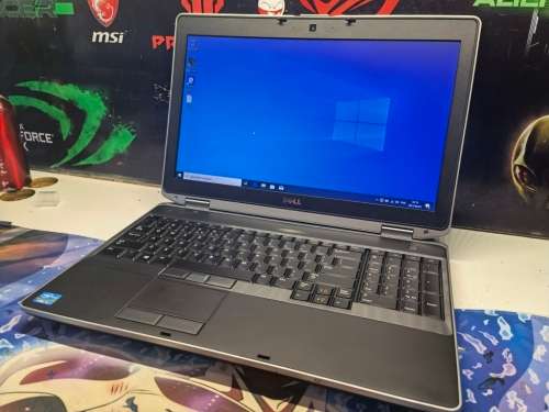 MINT!*QUAD CORE i7!*DELL LATITUDE E6530*i7-3740QM*QUAD CORE*16GB RAM*250GB SSD*NVIDIA GRAPHICS*