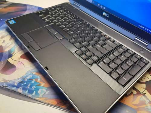 MINT!*QUAD CORE i7!*DELL LATITUDE E6530*i7-3740QM*QUAD CORE*16GB RAM*250GB SSD*NVIDIA GRAPHICS*
