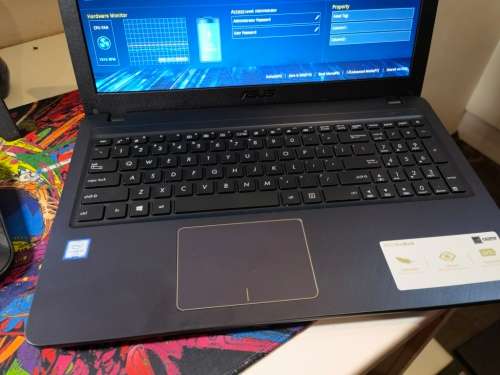 OFFICE SPEC!*ASUS X543M*i3-6100*4GB*1000GB*HD GRAPHICS*