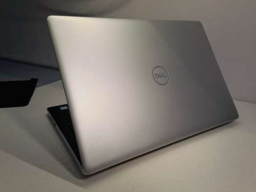 WOW!*BEAST!*AS NEW!*DELL INSPIRON 3580*i7-8565U*8GB DDR4*512GB SSD*FULL HD*UHD 620 GRAPHICS*