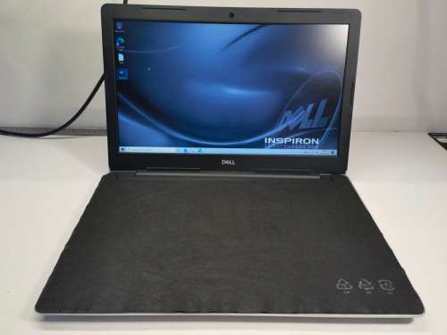 WOW!*BEAST!*AS NEW!*DELL INSPIRON 3580*i7-8565U*8GB DDR4*512GB SSD*FULL HD*UHD 620 GRAPHICS*