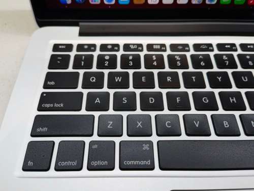 *MINT*VERY HIGH SPEC!*APPLE MACBOOK PRO `RETINA` DISPLAY2560X1600*i5*2015*128GB SSD*8GB*