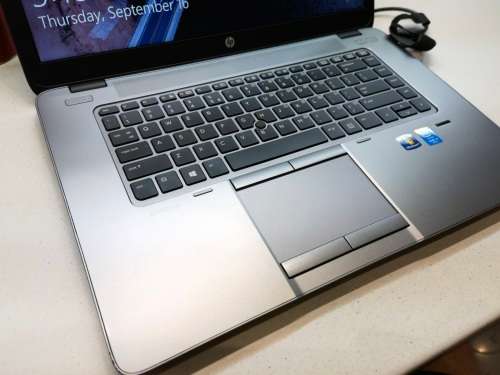 BEAST SPECS!*HP ELITEBOOK 850 G2*i5-5300u*8GB RAM*256GB SSD*500GB HDD*RADEON*FHD*