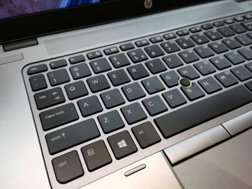 BEAST SPECS!*HP ELITEBOOK 850 G2*i5-5300u*8GB RAM*256GB SSD*500GB HDD*RADEON*FHD*