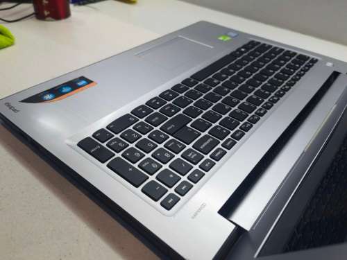 Monstrous SPEC Beauty!*LENOVO 310*i5-7200U*FULL HD*NVIDIA 920M*128GB1000GB HDD*6GB DDR4