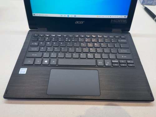 WHAT A BEAUTY!*ACER SPIN 1*8TH GEN N4000*4GB RAM*64GB SSD*TOUCHSCREEN*360` FLIP*10 HOURS BATTERY LIF