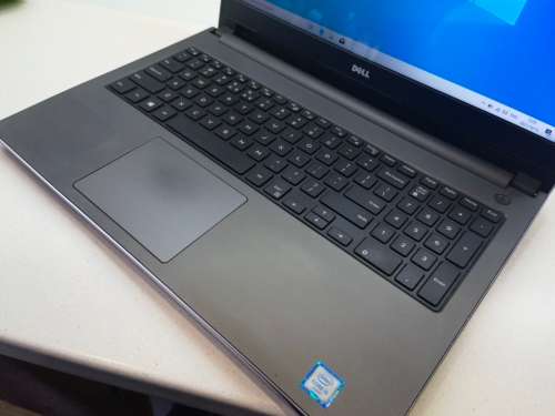 HIGH SPEC!*DELL INSPIRON 5559*i5-6200U*8GB RAM*1000GB HDD*HD*DVD*