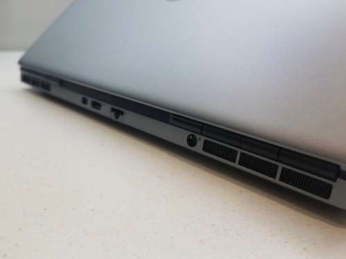TOP OF THE RANGE*DELL PRECISION 7550*i7-10750H*24GB DDR4*512GB SSD*QUADRO 4GB*