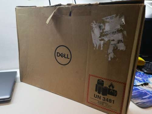 TOP OF THE RANGE*DELL PRECISION 7550*i7-10750H*24GB DDR4*512GB SSD*QUADRO 4GB*