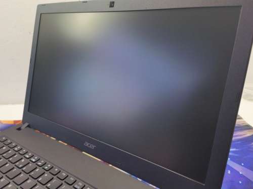 AS NEW!*ELITE ACER RANGE*VERY FAST!*ACER TRAVELMATE 2510*i7-8550U*8GB DDR4*256GB SSD*QUAD CORE