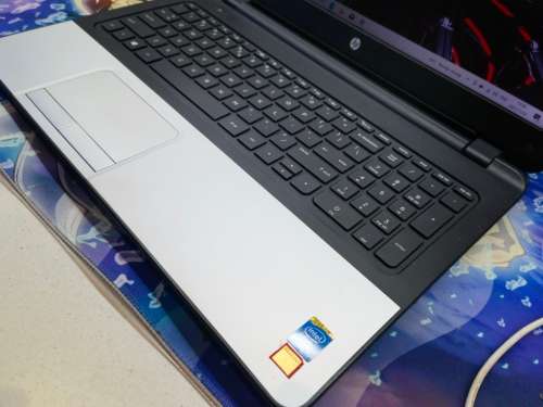 LATE ENTRY!*HIGH SPEC!*HP 350 G1*i5-4200U*8GB RAM*500GB HDD*RADEON GRAPHICS*
