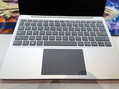 FINAL PRICE DROP!*AS NEW!*Microsoft Surface GO*10TH GEN*i5-1035G1*8GB DDR4*512GB SSD*TOUCHSCREEN