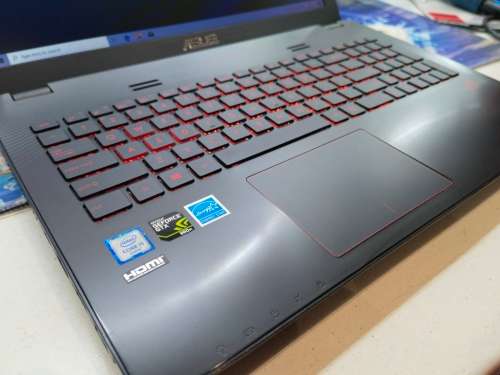 *Super ROG Gamer!*ASUS ROG G552VW*i5-6300HQ*NVIDIA GTX960M*8GB RAM*FHD*240GB SSD*1000GB