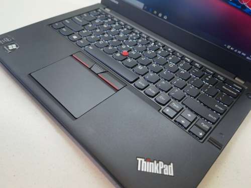 VERY HIGH SPEC!*LENOVO THINKPAD X250*i5-5200U*8GB DDR4*500GB HDD*4G LTE*BACKLIT KEYBOARD*