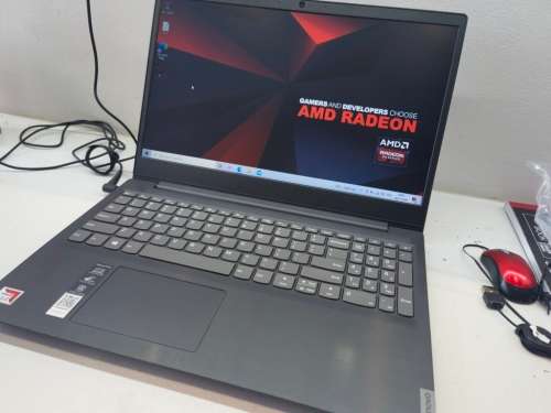 *HIGH SPEC*LENOVO s145*A4-9125*8TH GEN*TURBO CORE*RADEON R3**8GB DDR4*500GB HDD*