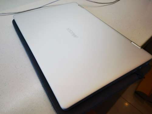 TOP SPECS!*AS BRAND NEW!*MECER GURU*TOUCHSCREEN*360 FLIP*INTEL J3160*4GB RAM*64GB SSD*FHD*